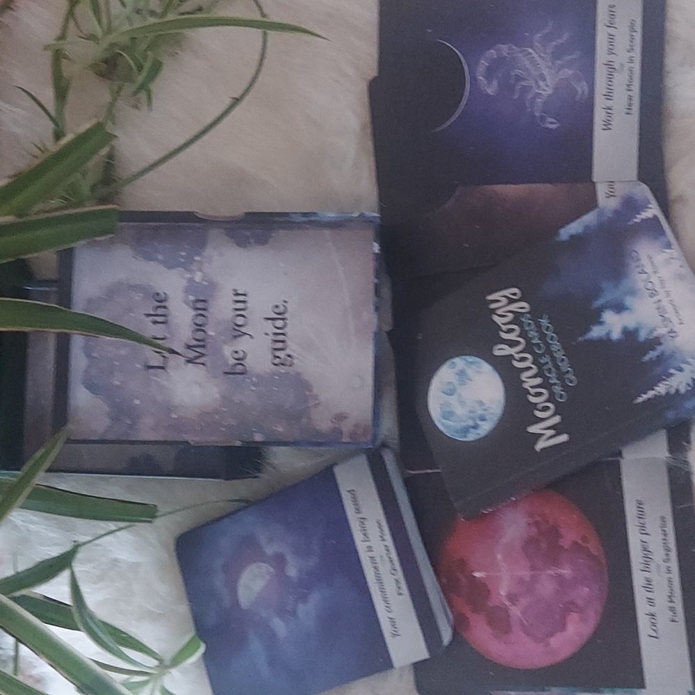 Moonology Oracle Divination Cards Metaphysical Inspiration